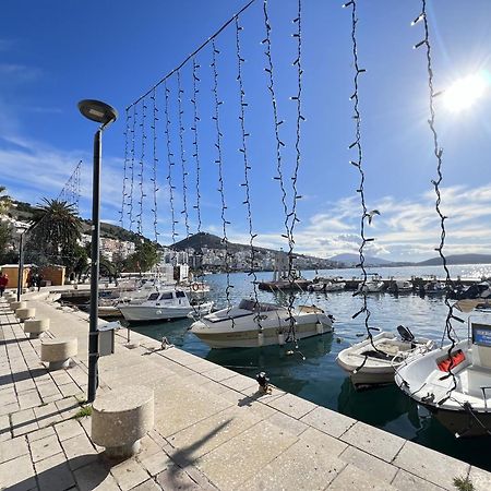 Svein Apartment Sarandë Buitenkant foto